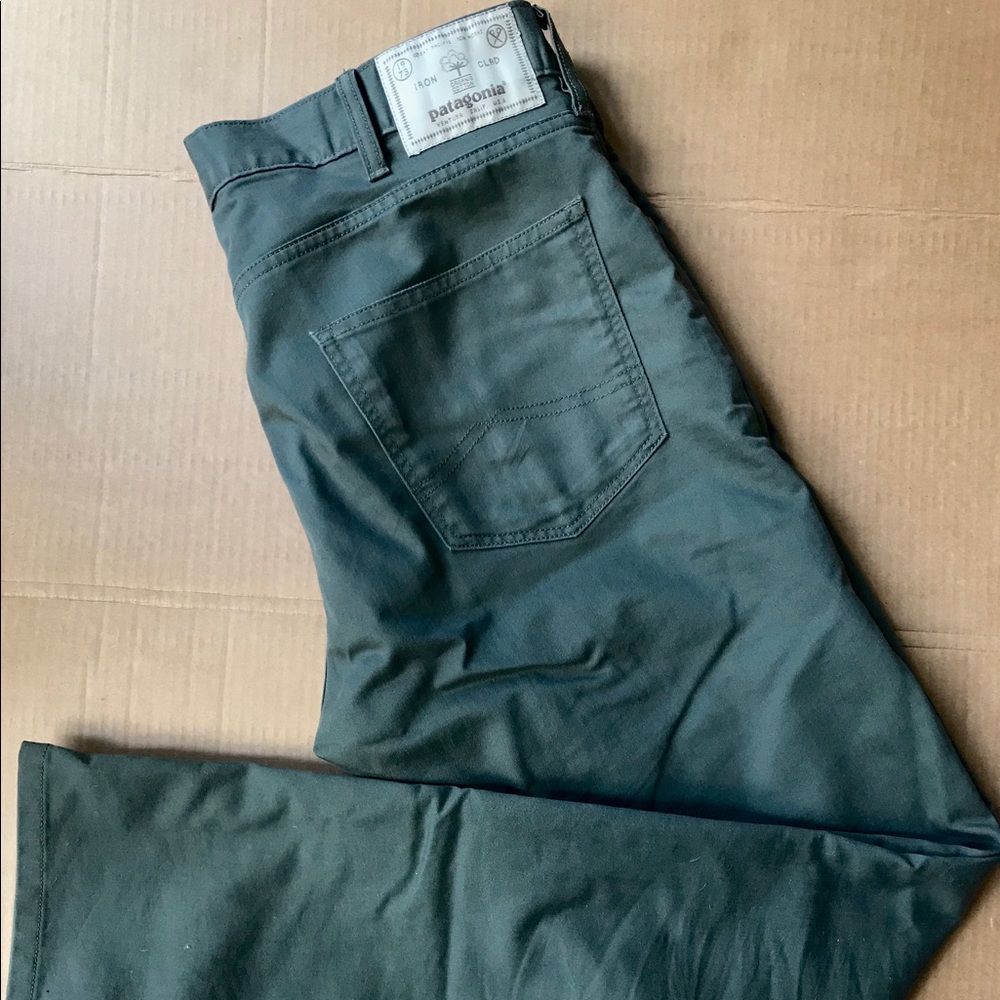 Men’s performance twill jeans